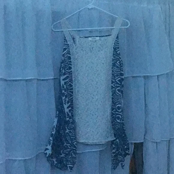 Flowy tank top - Picture 2 of 2